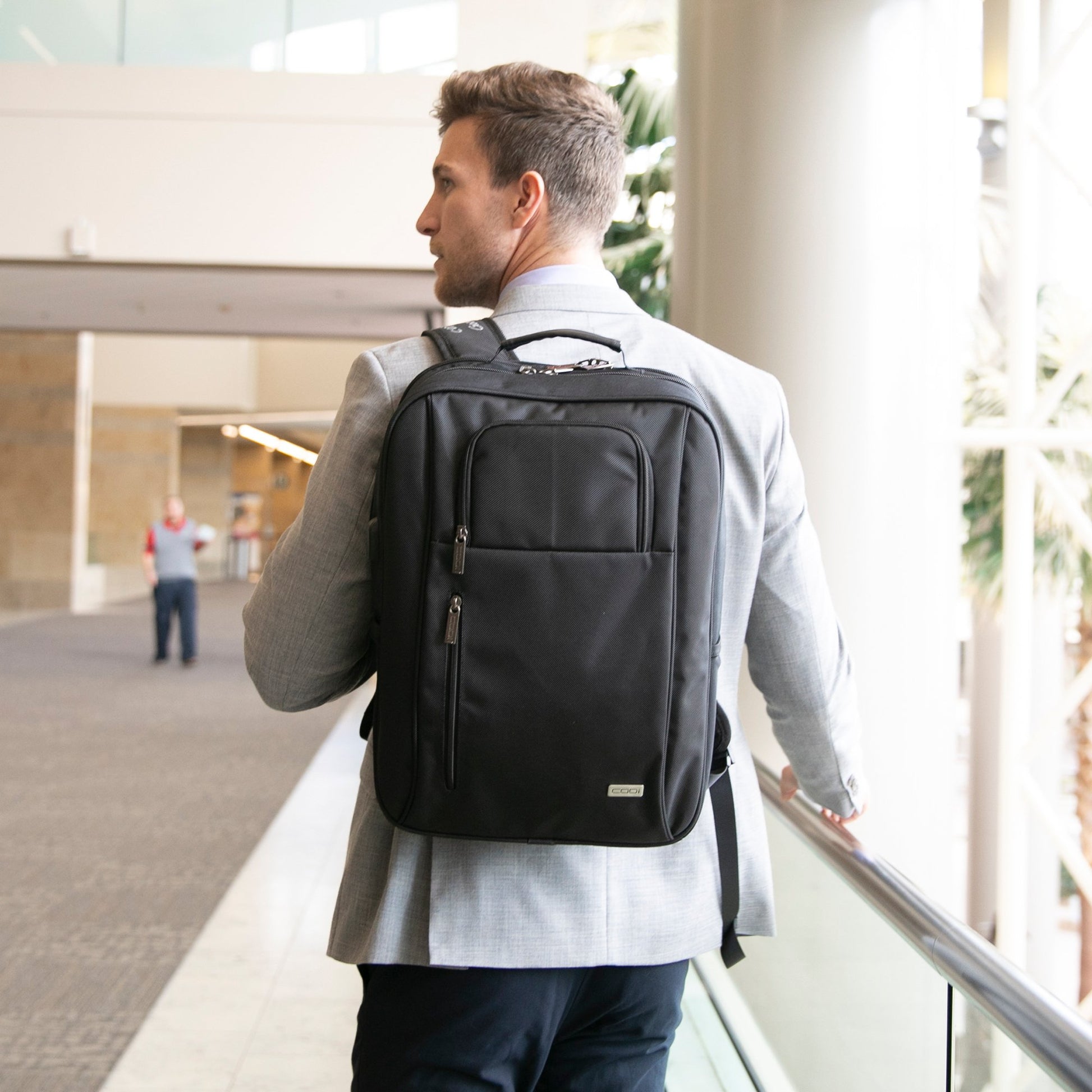 17 laptop case backpack Magna 17.3" Laptop Backpack – Secure, Organized Commutes – CODi Worldwide