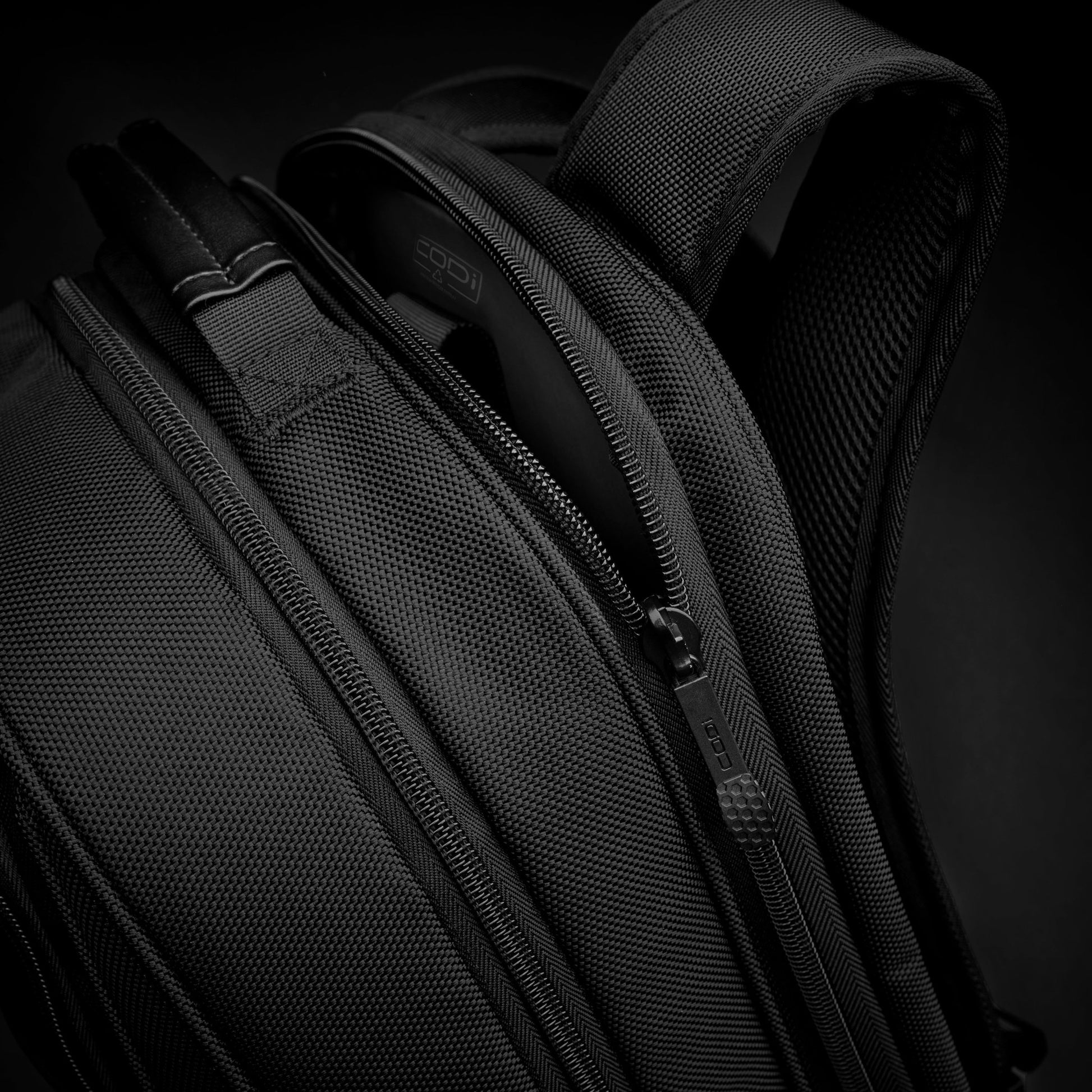 codi tri pak backpack with att leather id Ferretti Pro Sport Pack Laptop Backpack: Pro Organization Made from recycled 1680D Polyester and 100% Plastic this environmentally friendly backpack combines style functionality and sustainability CODi Magna 17.3" Laptop Backpack
